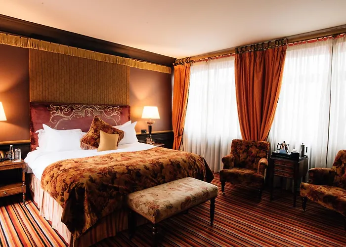 Top-Rated Hotels on Belfast for Every Traveller